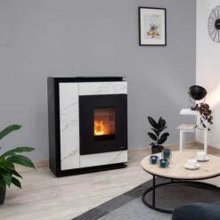 Pelletofen Oranier Boreas Aqua 9,5 KW Wasserführend 10 Pelletofen Oranier Boreas Aqua 9,5 KW Wasserführend -Chimney Geschaft 7966 25 Boreas Aqua Marmorweiss A 900x900