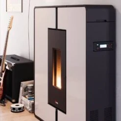 Pelletofen Cadel Tile Plus 10 | 10 KW 9 Pelletofen Cadel Tile Plus 10 | 10 KW -Chimney Geschaft Cadel Tile Plus 10 Weiss Ambient 2 900x900