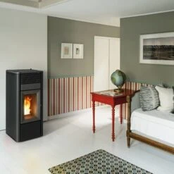 Pelletofen MCZ TEIA Comfort Air 10 UP! S2 10 KW -Chimney Geschaft MCZ Teia Dark amb 01 900x900 1