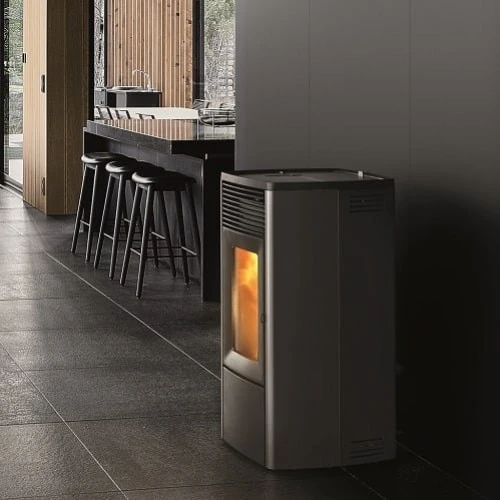 Pelletofen MCZ EGO Comfort Air 10 UP! M3 10 KW 4 Pelletofen MCZ EGO Comfort Air 10 UP! M3 10 KW – Bild 2